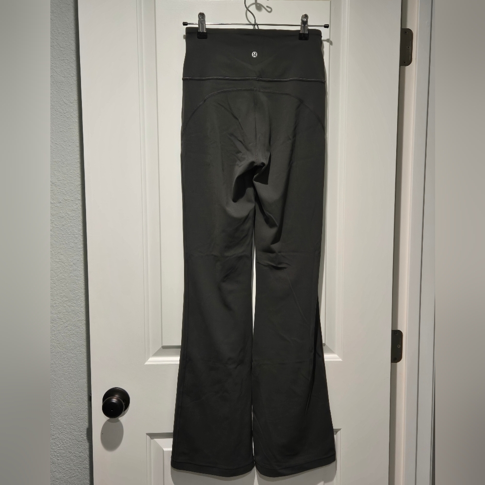 Lululemon Athletica Groove Nulu Super High-Rise Grey Flare Pant Size 6 - Picture 6 of 12